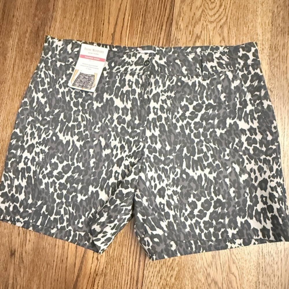 ISAAC MIZRAHI Womens Casual Tailored Shorts Slash Pockets Leopard Sz 14 NWT AQ